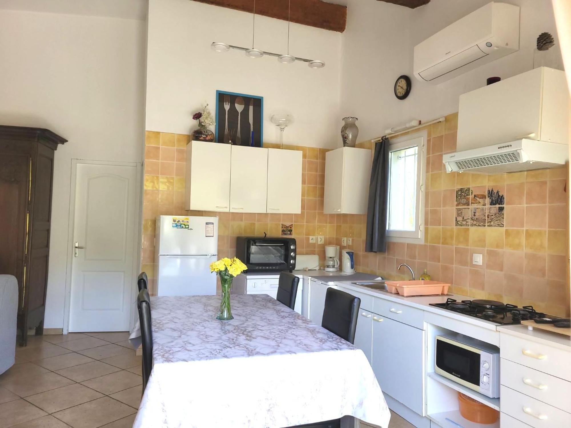 Villa La Soleiade: Lakeside Gites with AC near Cannes Montauroux Exterior photo